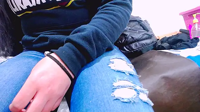 MaidenGame online show from October 15, 2025, 3:12 pm