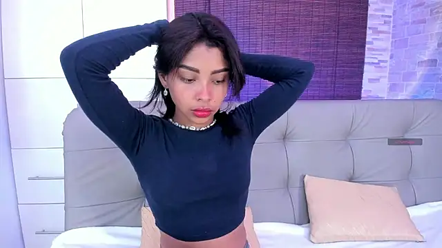 cinnamon kyla online show from March 3, 2025, 5:29 pm