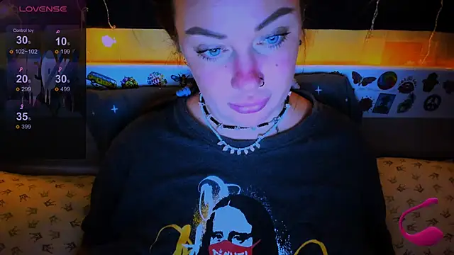 EllieOz online show from February 22, 2025, 3:58 pm