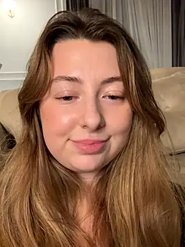 Snapshot of curvyflawless chatting on November 20, 2025, 7:02 pm curvyflawless online show from November 20, 2025, 7:02 pm