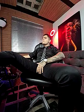 Nicolas Fellener online show from December 26, 2024, 5:26 am