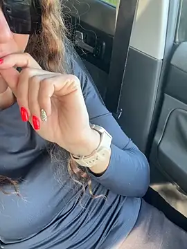 tmona1917 online show from October 3, 2025, 9:17 am