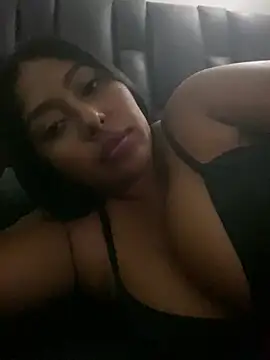 Snapshot of emmyjhonson07 chatting on January 16, 2025, 12:45 am emmyjhonson07 online show from January 16, 2025, 12:45 am