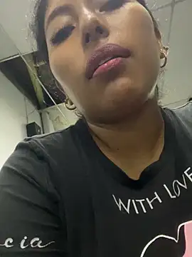 Snapshot of emmyjhonson07 chatting on February 27, 2025, 11:31 am emmyjhonson07 online show from February 27, 2025, 11:31 am