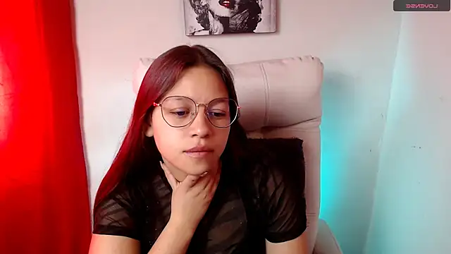 Snapshot of SamanthaRoldaan chatting on January 15, 2025, 1:41 pm SamanthaRoldaan online show from January 15, 2025, 1:41 pm