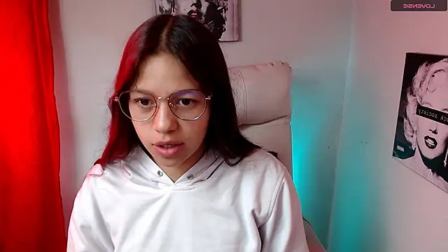 Snapshot of SamanthaRoldaan chatting on January 18, 2025, 1:40 pm SamanthaRoldaan online show from January 18, 2025, 1:40 pm