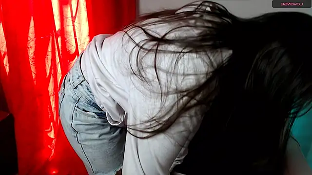 Snapshot of SamanthaRoldaan chatting on January 18, 2025, 4:42 pm SamanthaRoldaan online show from January 18, 2025, 4:42 pm