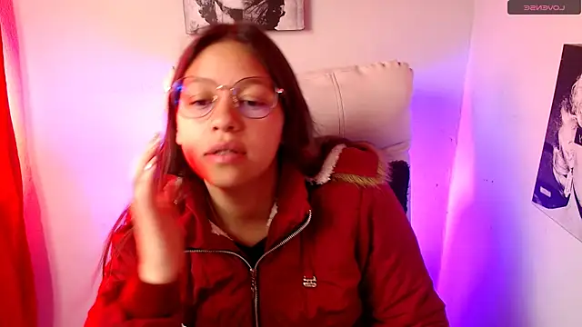Snapshot of SamanthaRoldaan chatting on January 23, 2025, 1:35 pm SamanthaRoldaan online show from January 23, 2025, 1:35 pm