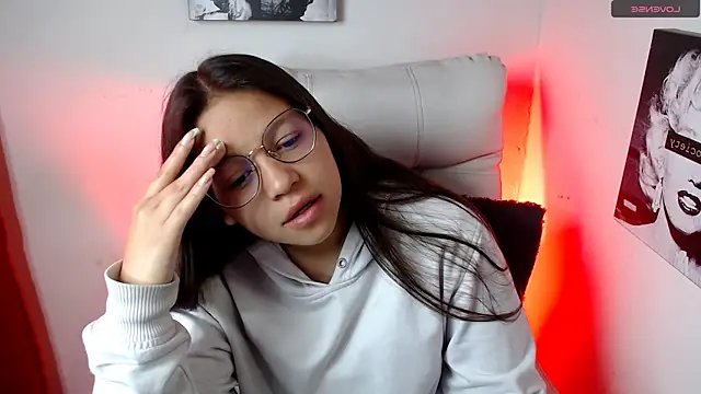 Snapshot of SamanthaRoldaan chatting on January 28, 2025, 1:38 pm SamanthaRoldaan online show from January 28, 2025, 1:38 pm