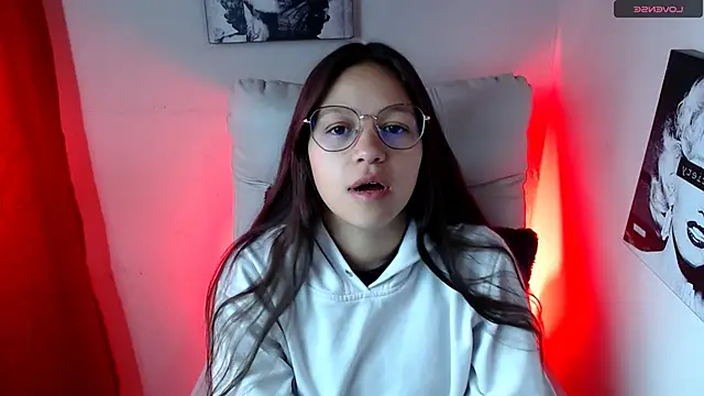 Snapshot of SamanthaRoldaan chatting on February 8, 2025, 2:27 pm SamanthaRoldaan online show from February 8, 2025, 2:27 pm