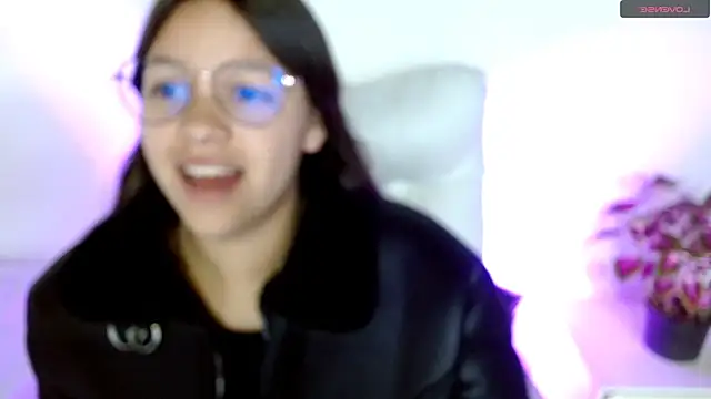 Snapshot of SamanthaRoldaan chatting on February 15, 2025, 7:28 pm SamanthaRoldaan online show from February 15, 2025, 7:28 pm