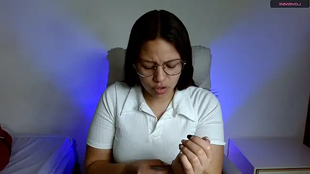 Snapshot of SamanthaRoldaan chatting on February 20, 2025, 8:14 pm SamanthaRoldaan online show from February 20, 2025, 8:14 pm