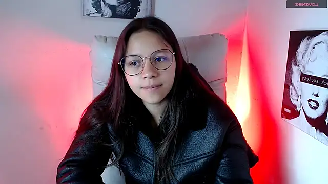 Snapshot of SamanthaRoldaan chatting on March 7, 2025, 3:49 pm SamanthaRoldaan online show from March 7, 2025, 3:49 pm
