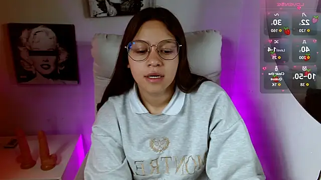 Snapshot of SamanthaRoldaan chatting on September 22, 2025, 2:52 pm SamanthaRoldaan online show from September 22, 2025, 2:52 pm