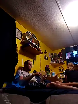 AutumnLights420 online show from October 24, 2025, 1:03 am