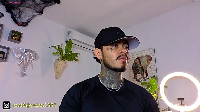 JordanSmiith  online show from October 21, 2025, 8:20 pm