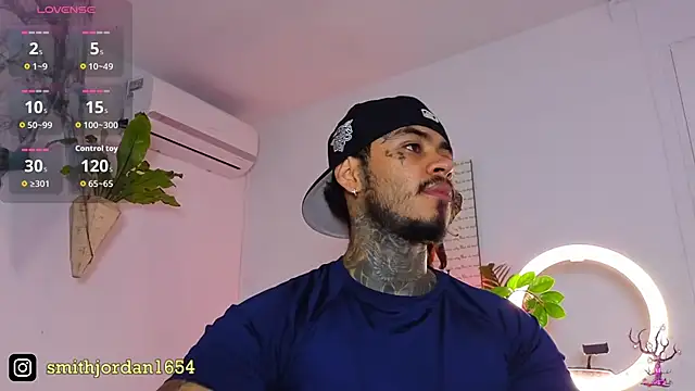 JordanSmiith  online show from October 26, 2025, 2:56 pm