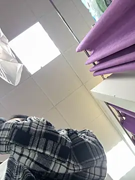 naughty lucifer online show from September 24, 2025, 4:43 pm