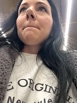 naughty lucifer online show from November 12, 2025, 12:05 pm