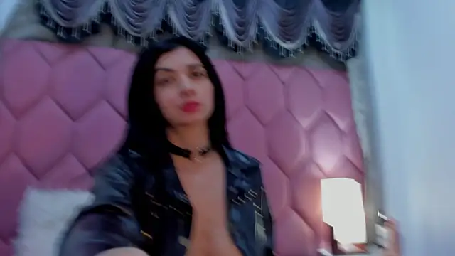 Linisprincehot69 online show from February 15, 2025, 5:09 am