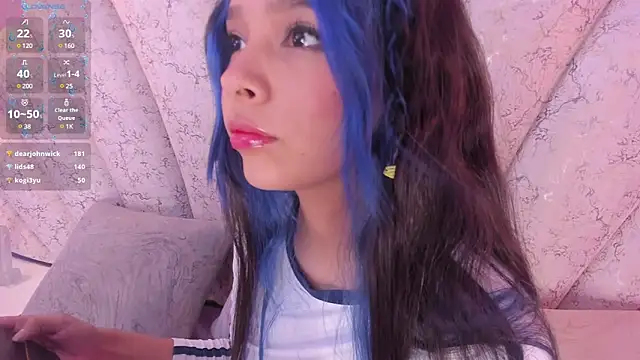 Snapshot of chloe_watson_ chatting on January 29, 2025, 4:26 am chloe watson online show from January 29, 2025, 4:26 am