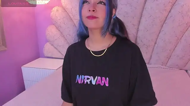 Snapshot of chloe_watson_ chatting on February 11, 2025, 8:10 pm chloe watson online show from February 11, 2025, 8:10 pm