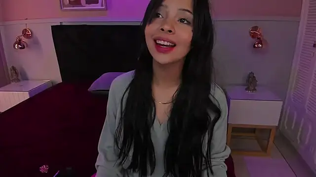 Snapshot of chloe_watson_ chatting on November 8, 2025, 8:18 pm chloe watson online show from November 8, 2025, 8:18 pm