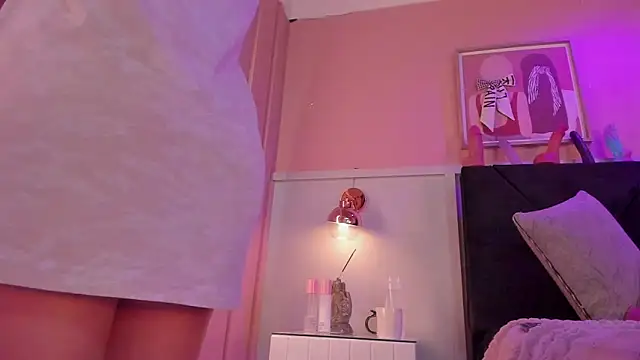 Snapshot of chloe_watson_ chatting on November 29, 2025, 8:12 pm chloe watson online show from November 29, 2025, 8:12 pm