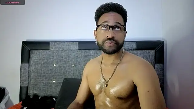 bbcblackhot34 online show from October 9, 2025, 3:37 am