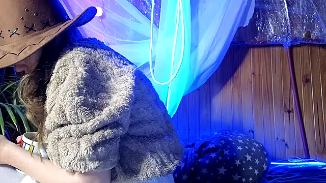 Snapshot of Jony_Marta chatting on October 8, 2025, 5:49 am Jony Marta online show from October 8, 2025, 5:49 am