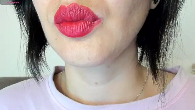 queen fetish online show from February 12, 2025, 10:24 am