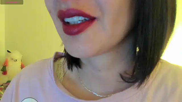 queen fetish online show from September 18, 2025, 10:17 am