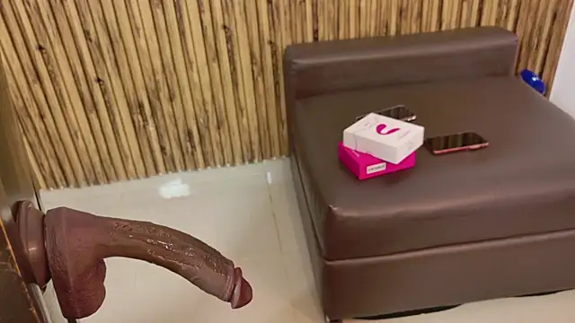 Snapshot of evelynjohnsoon chatting on November 22, 2025, 1:54 pm evelynjohnsoon online show from November 22, 2025, 1:54 pm