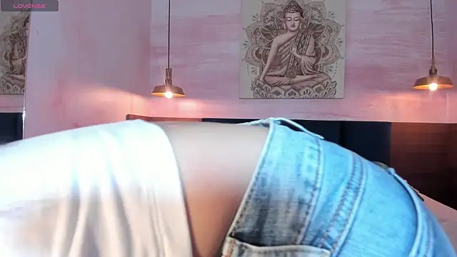 AnneDixie online show from March 23, 2025, 3:21 am