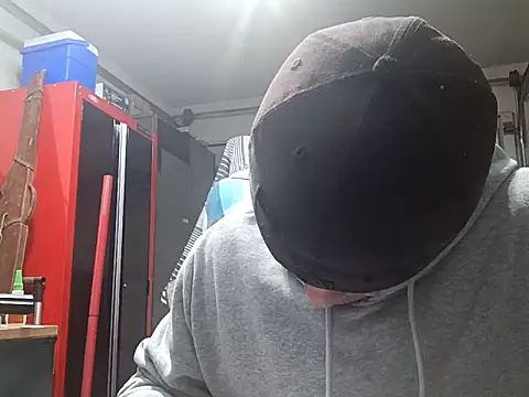 Snapshot of ironwood420 chatting on February 18, 2025, 10:05 am ironwood420 online show from February 18, 2025, 10:05 am