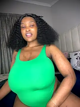 Snapshot of Bustygoddess32 chatting on November 18, 2025, 9:41 pm Bustygoddess32 online show from November 18, 2025, 9:41 pm