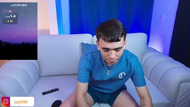 Snapshot of Jey_keler1 chatting on October 26, 2025, 5:46 am Jey keler1 online show from October 26, 2025, 5:46 am