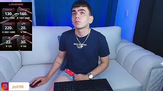 Snapshot of Jey_keler1 chatting on November 18, 2025, 2:50 am Jey keler1 online show from November 18, 2025, 2:50 am