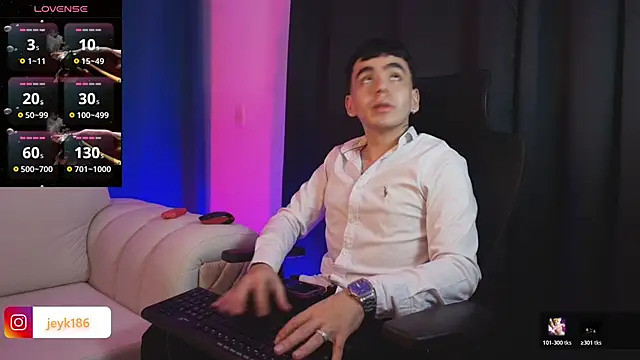 Snapshot of Jey_keler1 chatting on November 30, 2025, 1:31 am Jey keler1 online show from November 30, 2025, 1:31 am