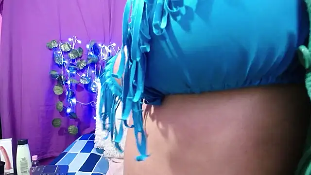 hazel 34 online show from January 25, 2025, 1:32 am