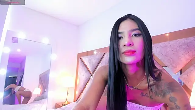 Jennalove  online show from September 25, 2025, 10:02 pm