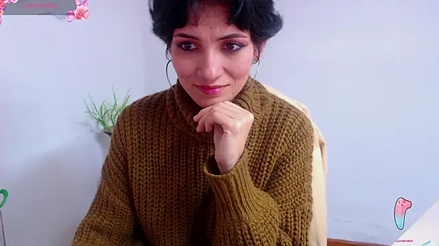 Hannaaaa   online show from December 19, 2024, 9:28 pm