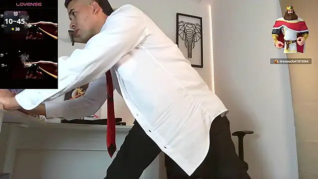 Thonydupont online show from March 4, 2025, 10:49 pm