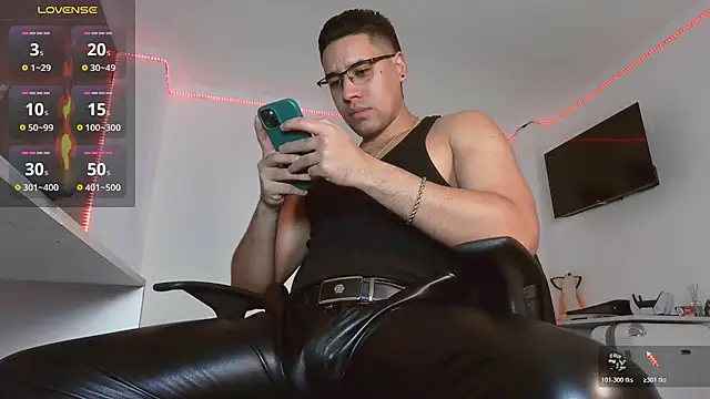 Thonydupont online show from December 15, 2025, 9:52 pm