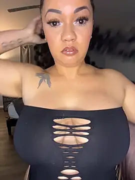 DestineeJayde online show from October 15, 2025, 4:23 am