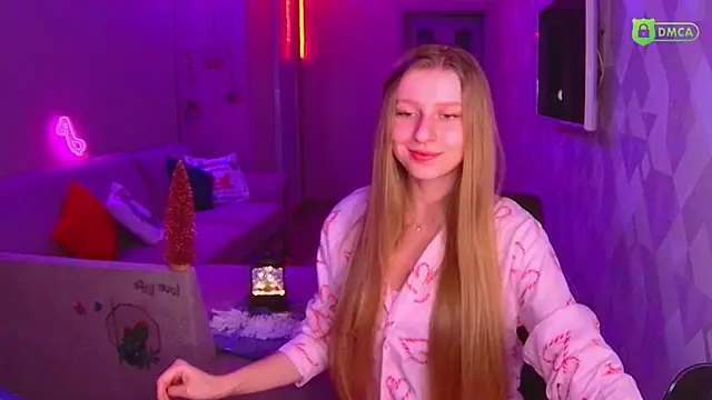 Snapshot of AmaliaQueen chatting on December 24, 2024, 2:54 pm AmaliaQueen online show from December 24, 2024, 2:54 pm