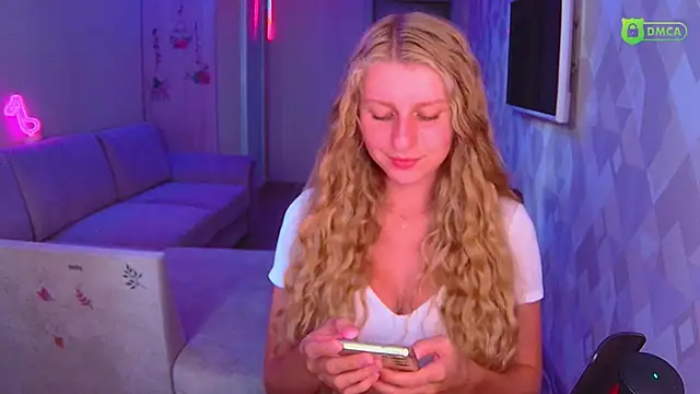 Snapshot of AmaliaQueen chatting on September 20, 2025, 2:07 pm AmaliaQueen online show from September 20, 2025, 2:07 pm