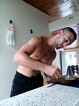 Snapshot of sebasxx97 chatting on February 20, 2025, 1:40 pm sebasxx97 online show from February 20, 2025, 1:40 pm