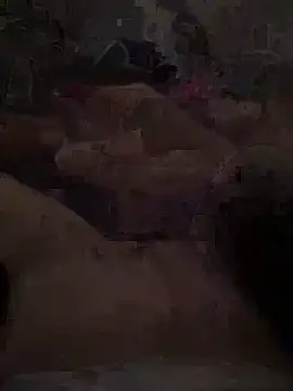 przystojniaczek30 online show from December 20, 2025, 7:21 pm