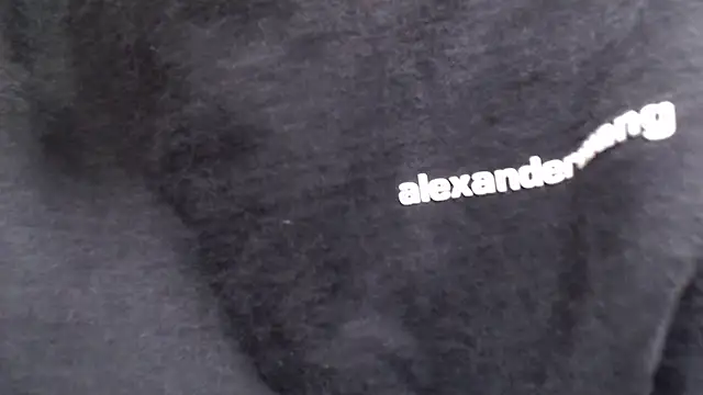 Snapshot of POCARI_SWEAT chatting on November 7, 2025, 6:02 am POCARI SWEAT online show from November 7, 2025, 6:02 am